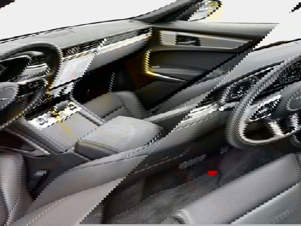 Jaguar F-Pace usata a Siena (10)