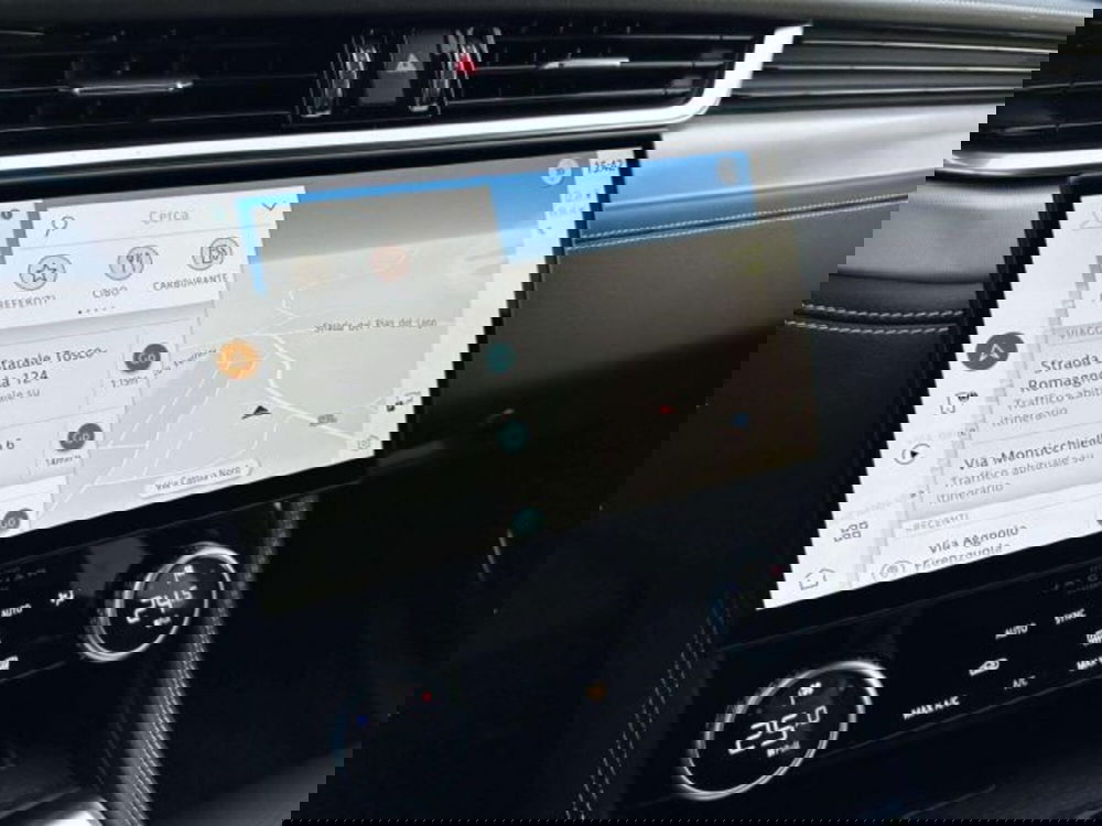 Jaguar F-Pace usata a Siena (11)