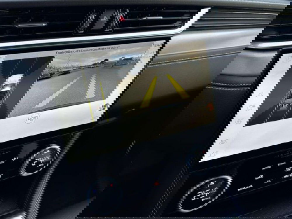 Jaguar F-Pace usata a Siena (12)