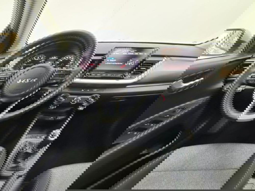 Kia Stonic usata a Como (10)