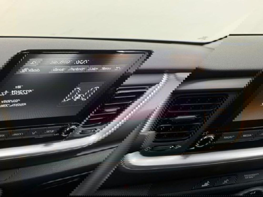 Kia Stonic usata a Como (11)