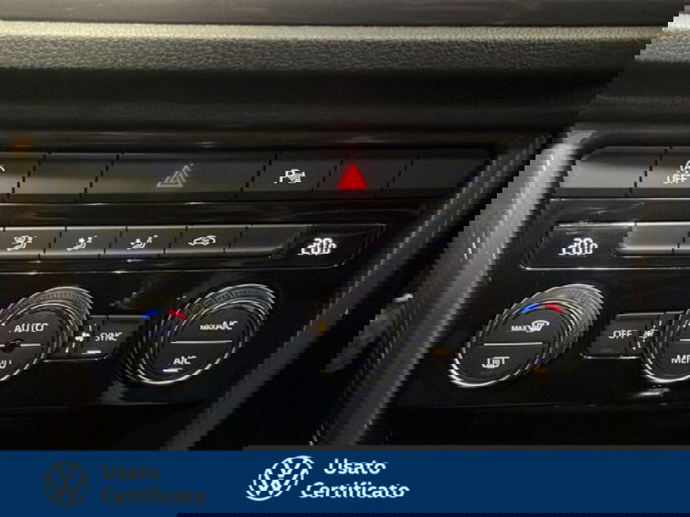 Volkswagen T-Roc usata a Vicenza (17)