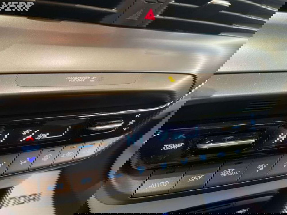 Hyundai i20 usata a Milano (11)