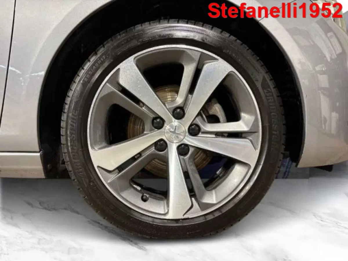 Peugeot 308 usata a Bologna (8)