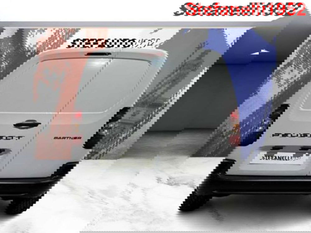 Peugeot Partner Furgone nuova a Bologna (6)
