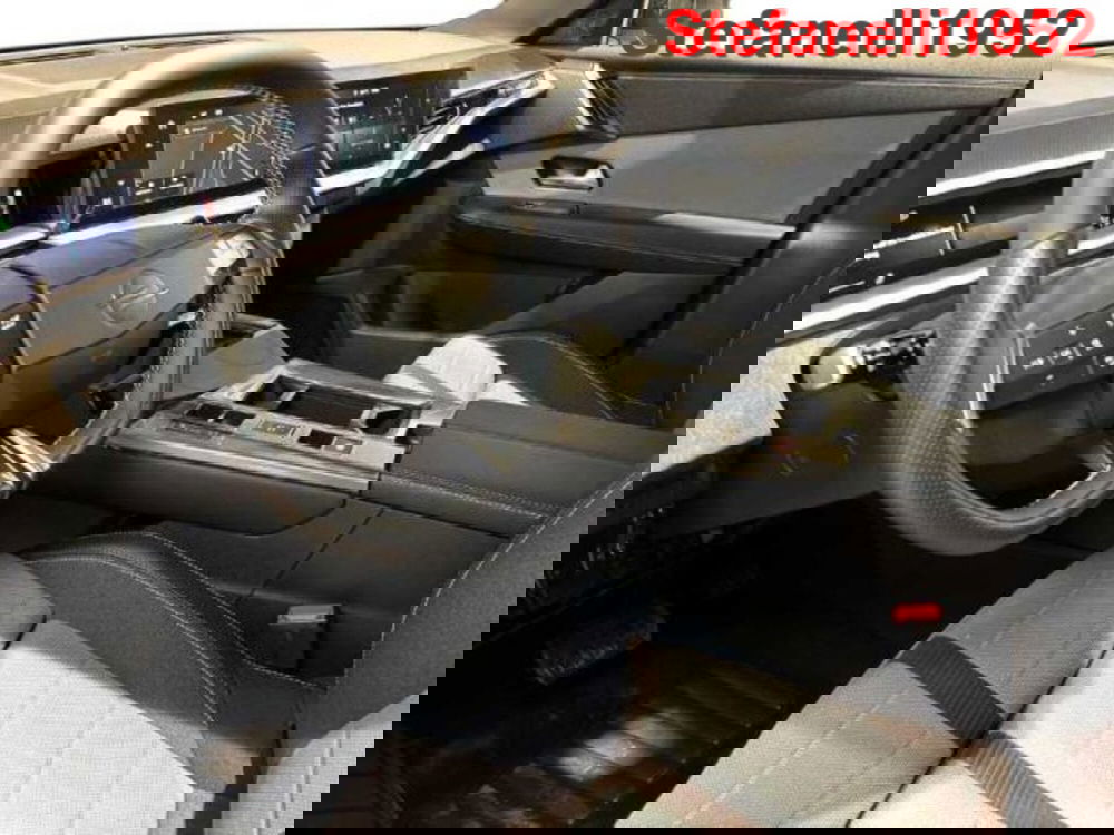 Opel Grandland nuova a Bologna (11)