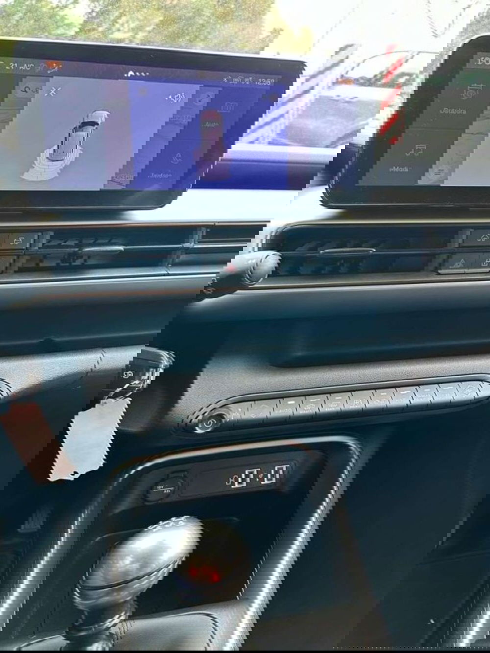 Jeep Avenger usata a Firenze (12)