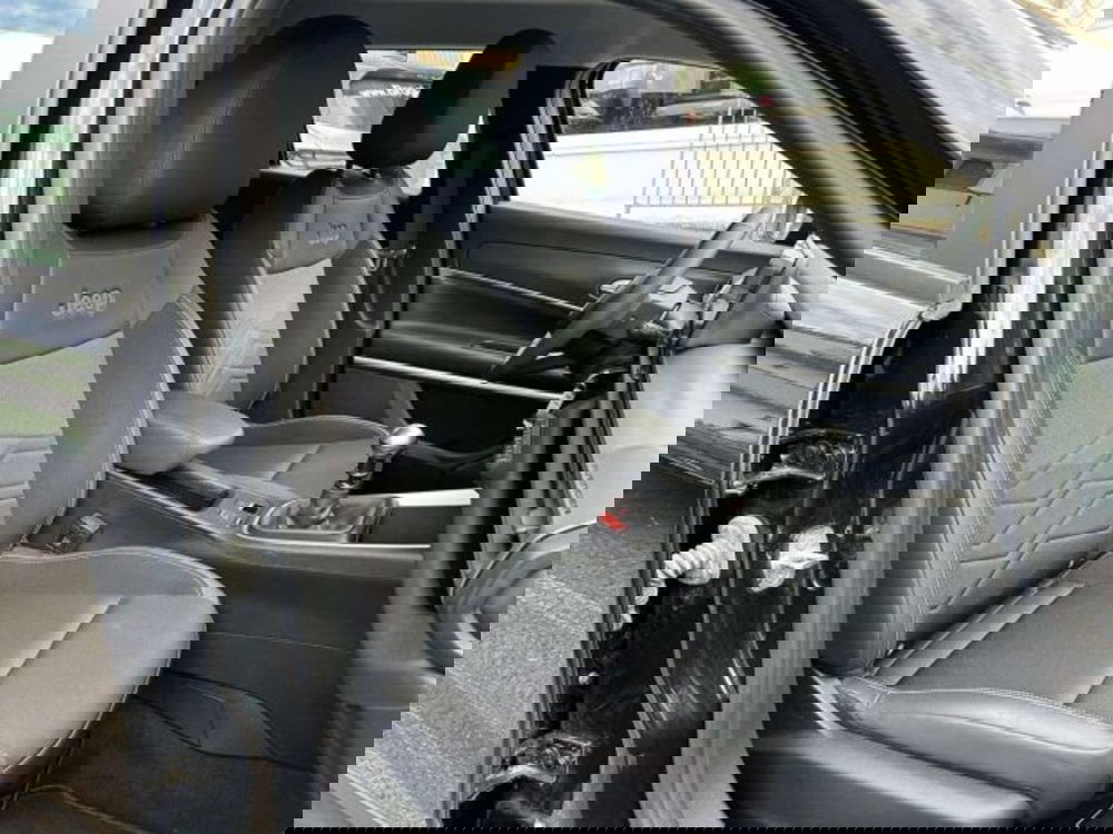 Jeep Avenger usata a Firenze (14)