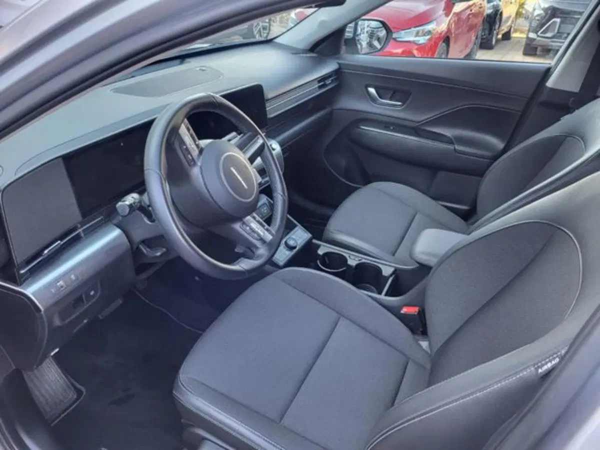 Hyundai Kona usata a Savona (6)