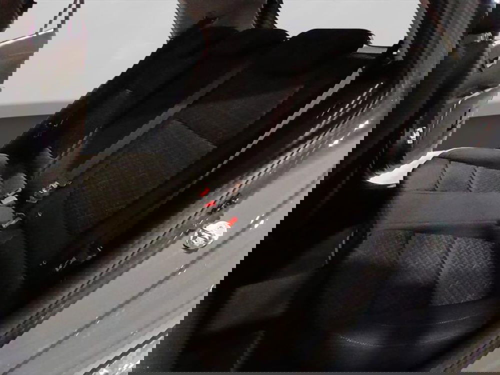 Kia Rio usata a Genova (10)