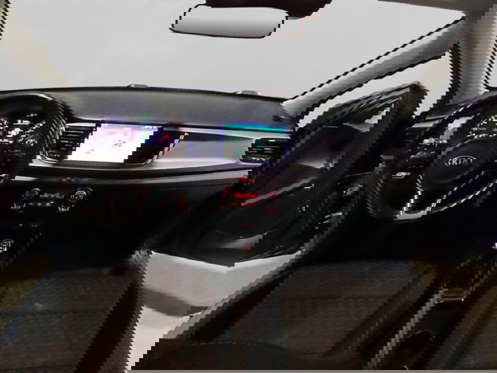 Kia Rio usata a Genova (11)