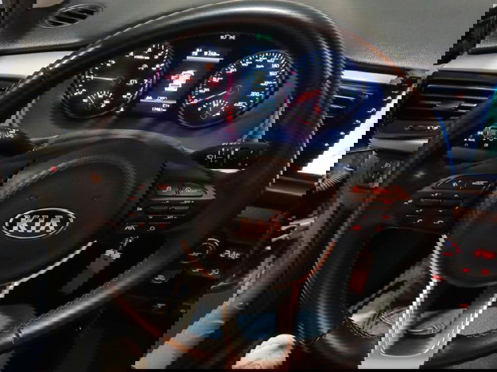 Kia Rio usata a Genova (14)