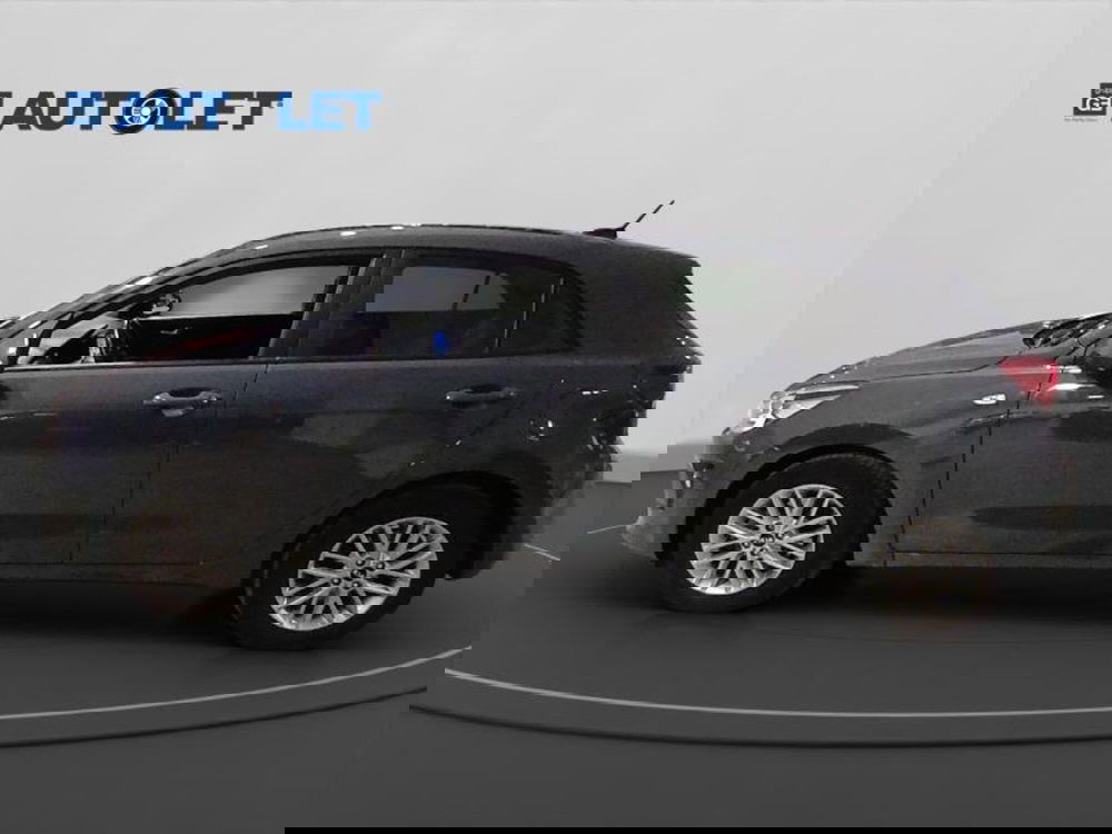 Kia Rio usata a Genova (5)