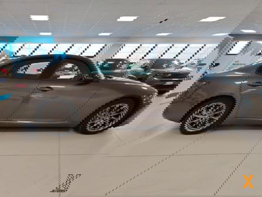 Alfa Romeo Giulia usata a Varese (5)