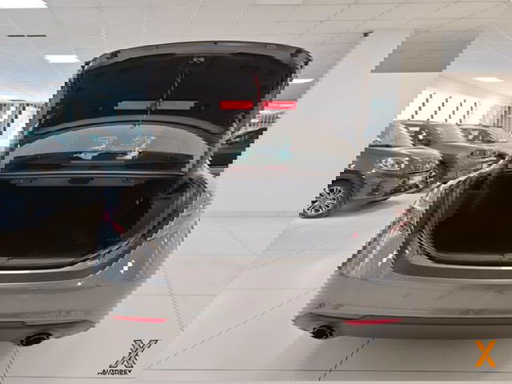 Alfa Romeo Giulia usata a Varese (8)