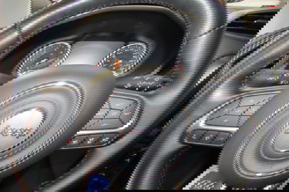 Jeep Renegade usata a Milano (11)