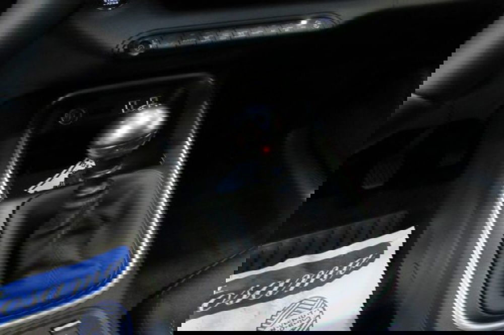 Jeep Avenger nuova a Milano (11)