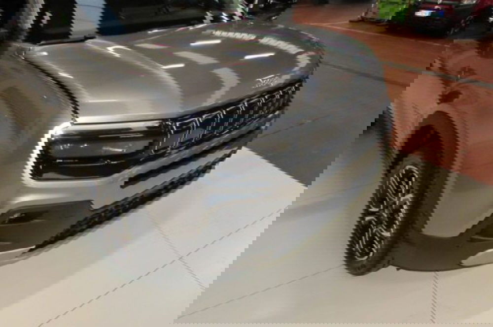 Jeep Avenger nuova a Milano (17)