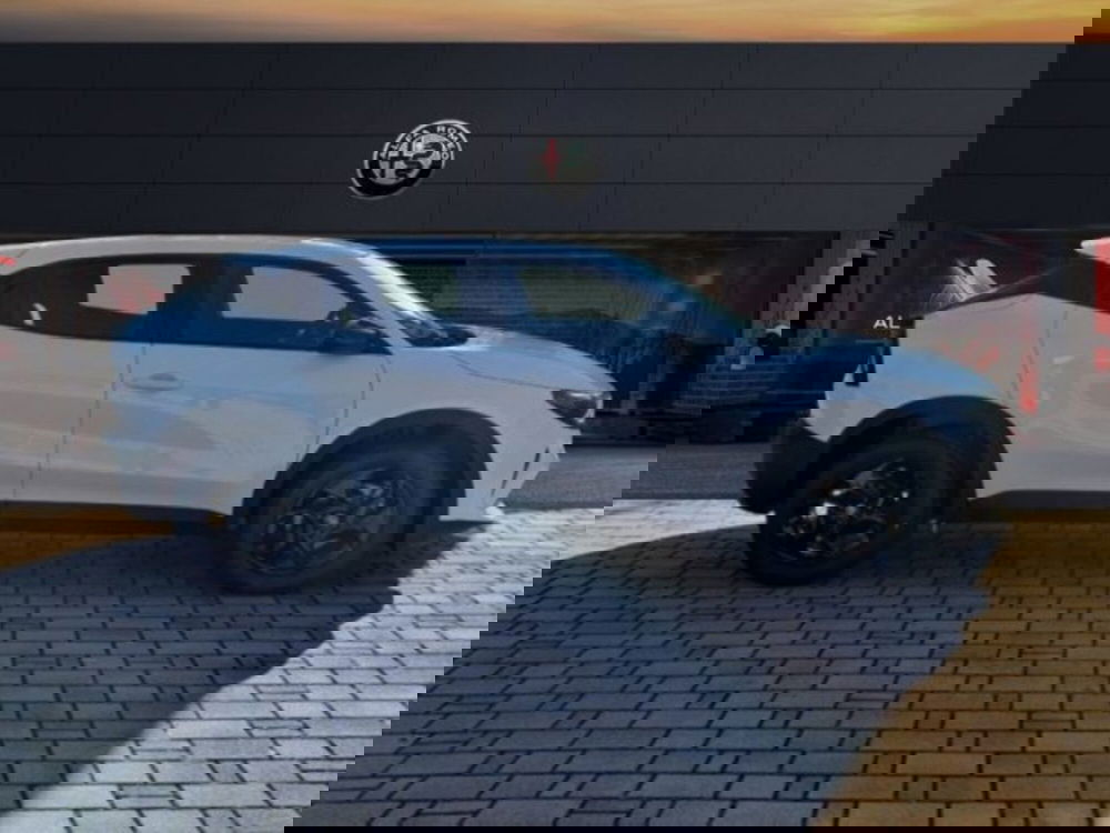 Alfa Romeo Junior nuova a Monza e Brianza (4)