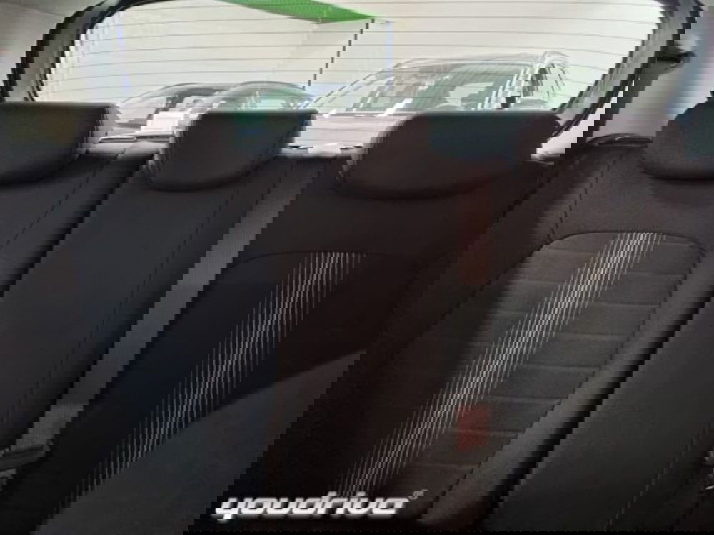 Hyundai i10 nuova a Napoli (17)