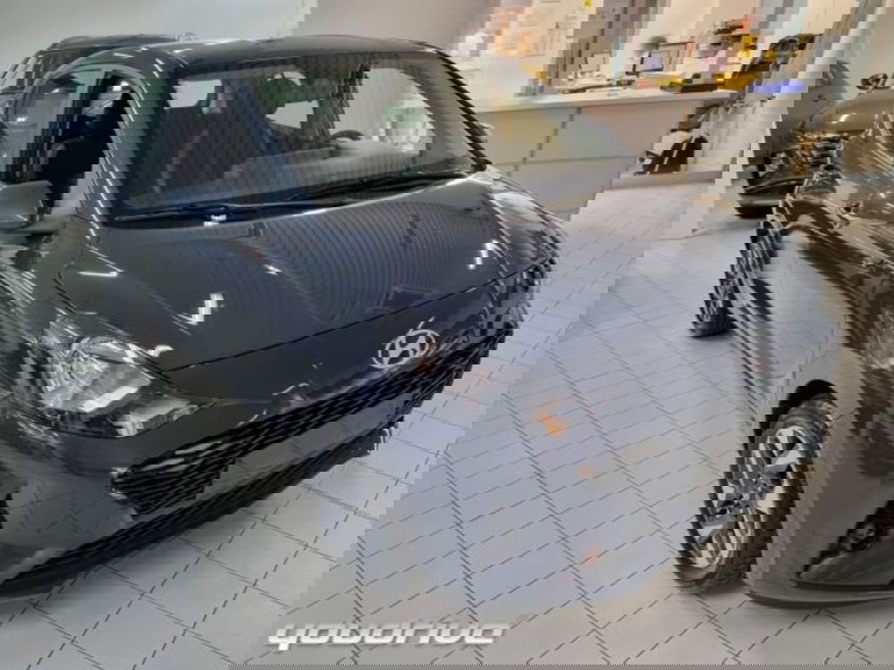 Hyundai i10 nuova a Napoli (2)