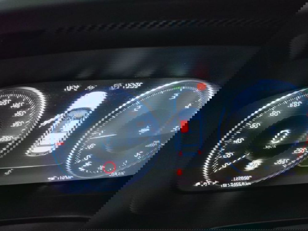 Volvo XC40 usata a Teramo (14)