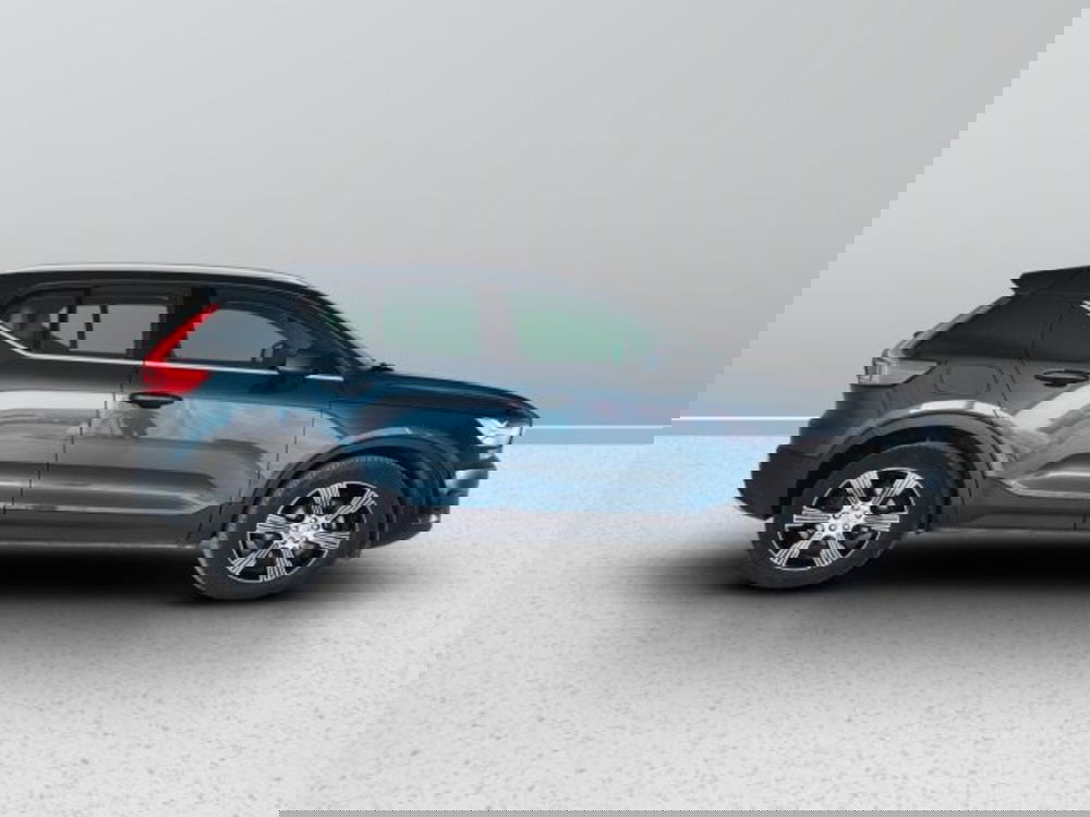 Volvo XC40 usata a Teramo (7)