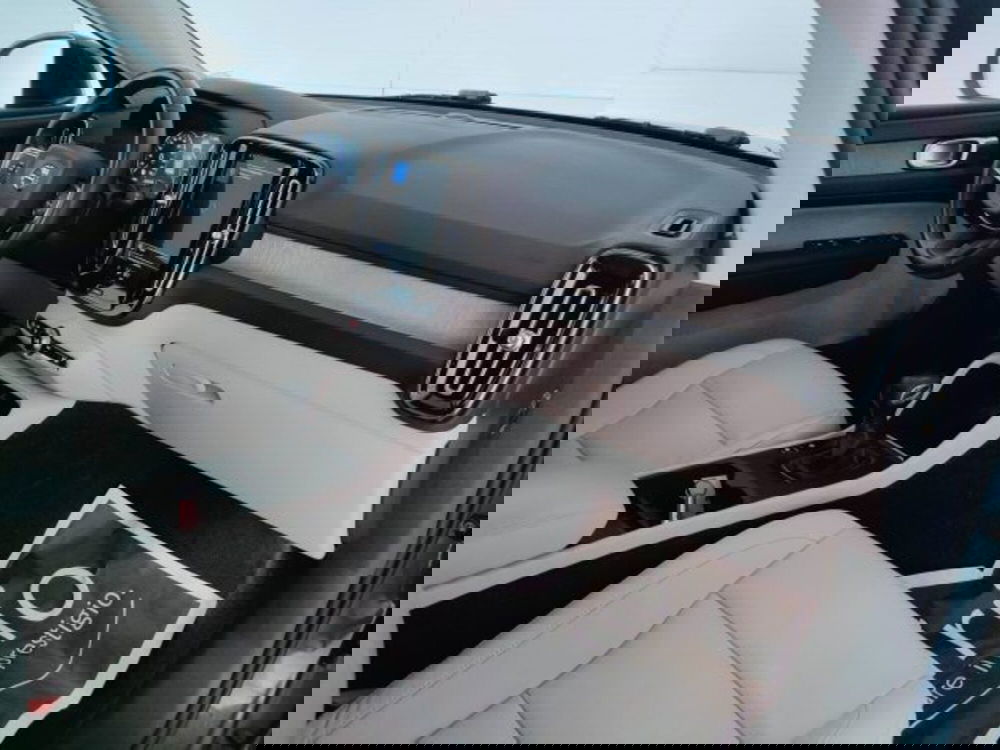 Volvo XC40 usata a Teramo (9)