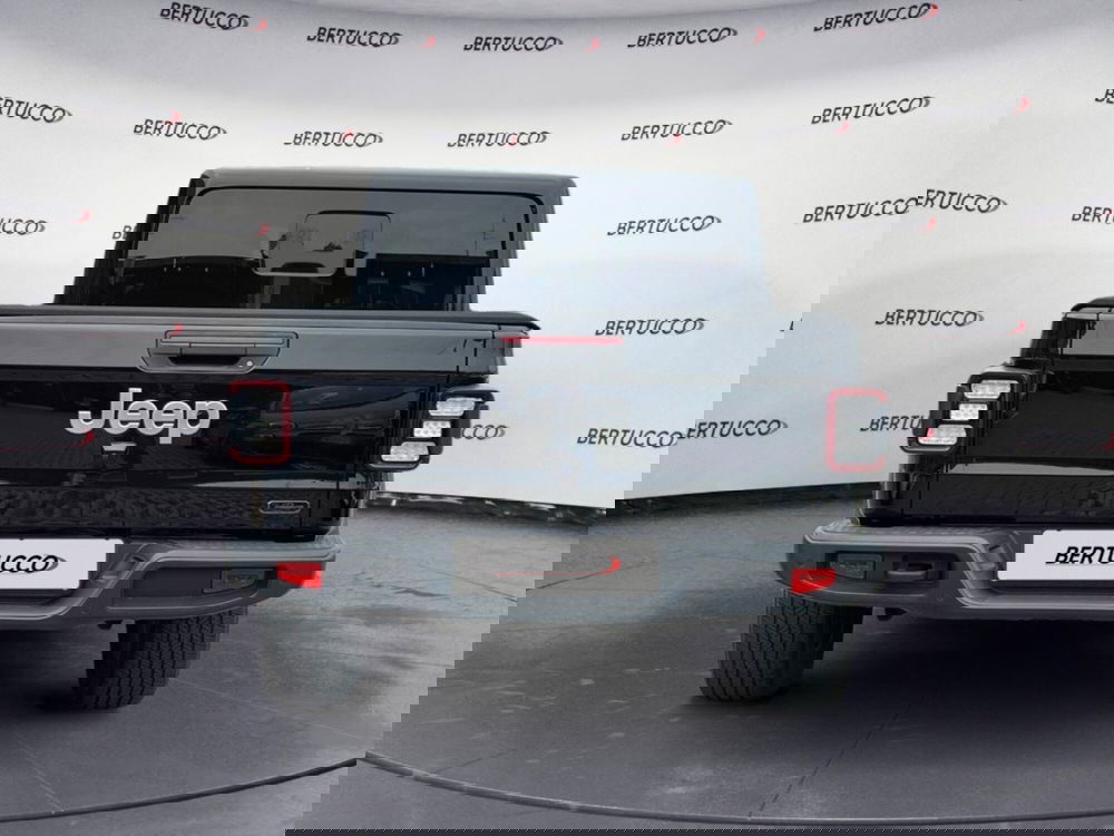 Jeep Gladiator usata a Verona (5)