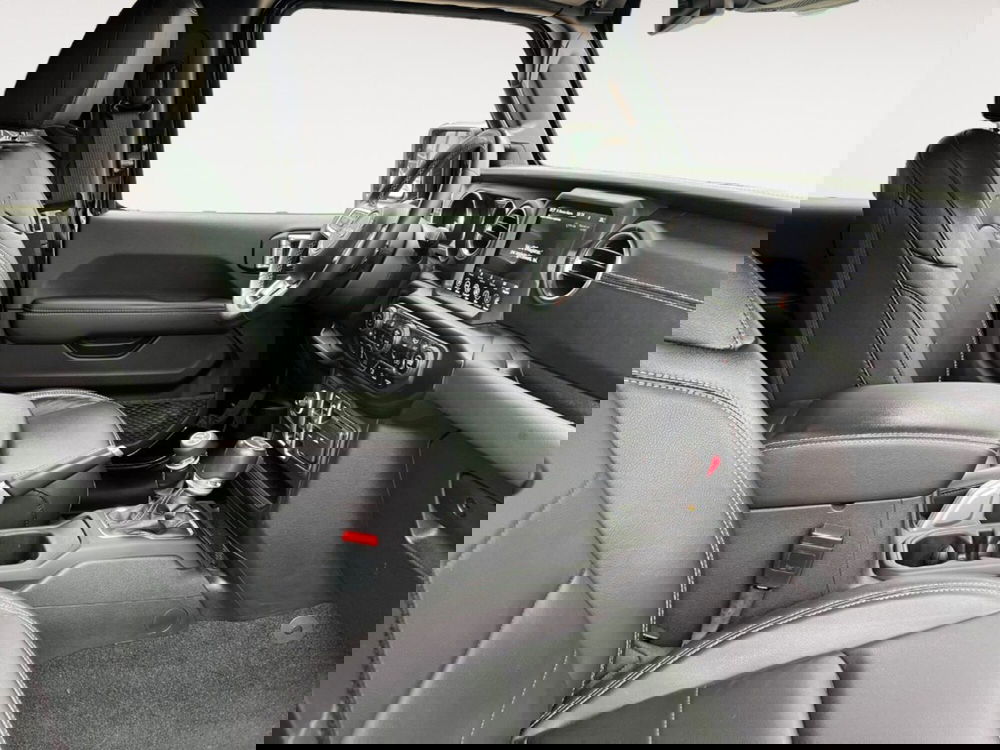 Jeep Gladiator usata a Verona (8)