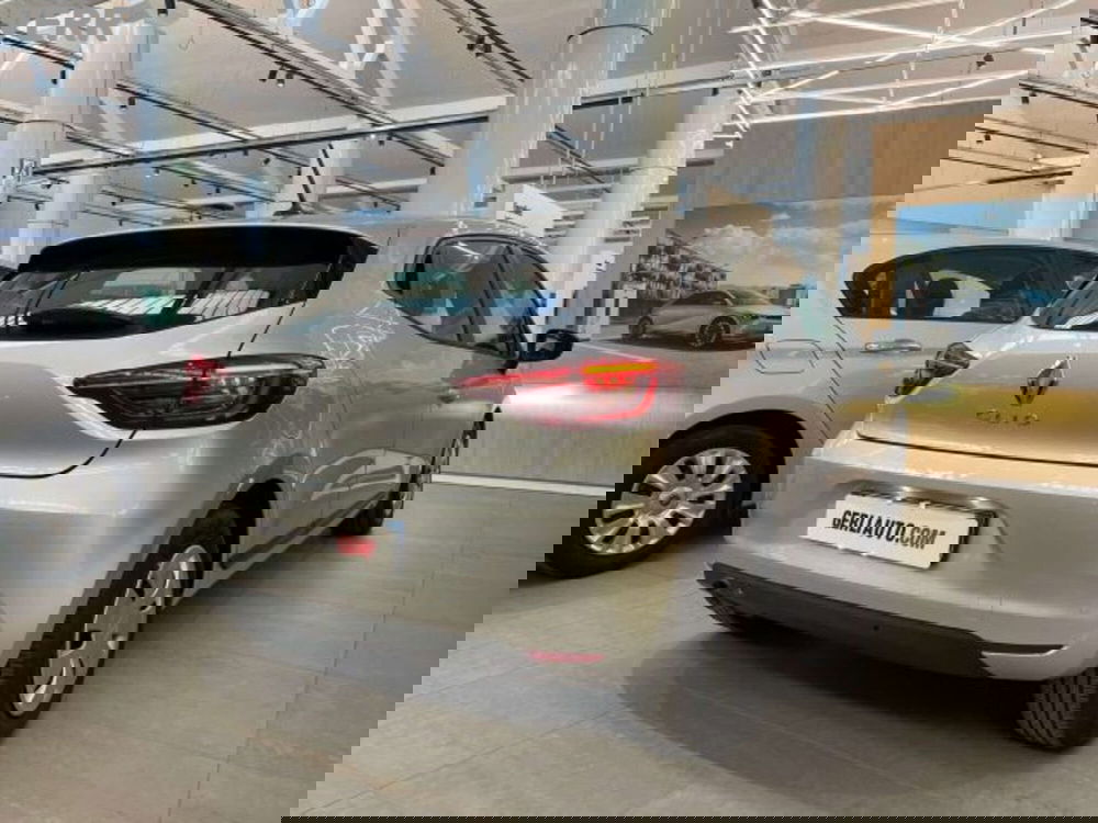 Renault Clio usata a Milano (7)