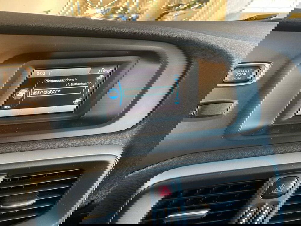 Volvo V40 usata a Torino (9)