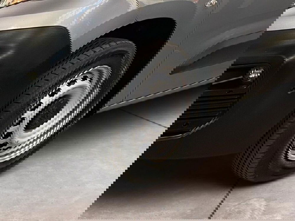 Peugeot Partner Furgone usata a Torino (15)