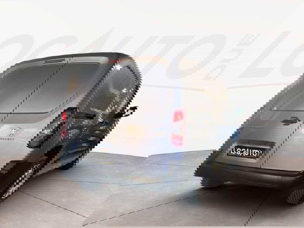 Peugeot Partner Furgone usata a Torino (3)