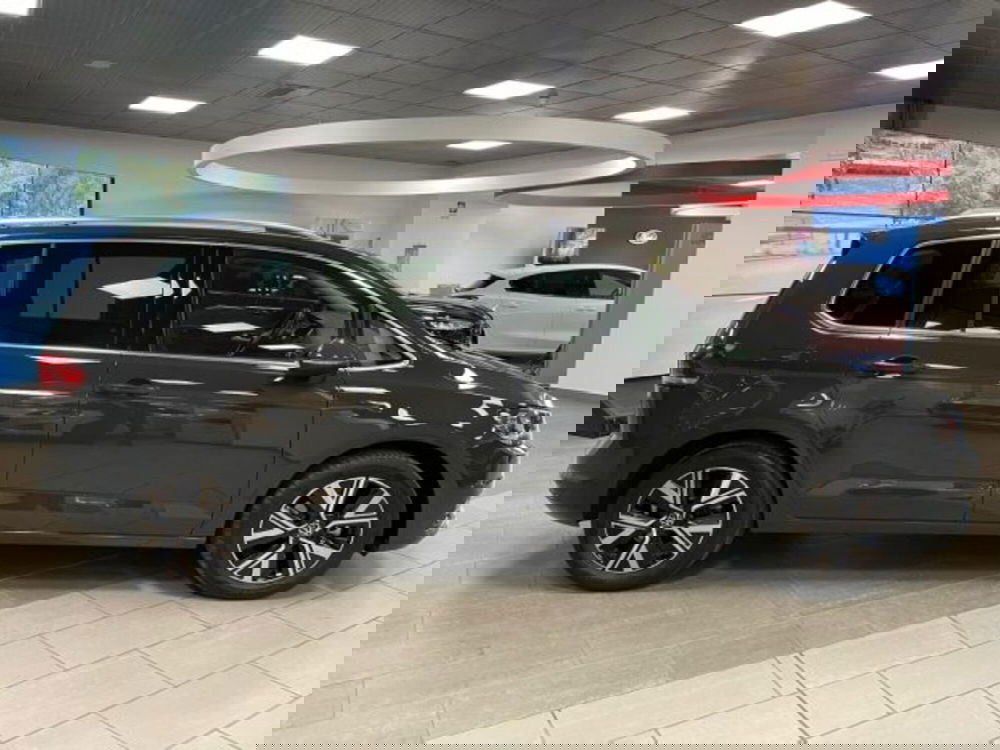 Volkswagen Touran usata a Cuneo (7)