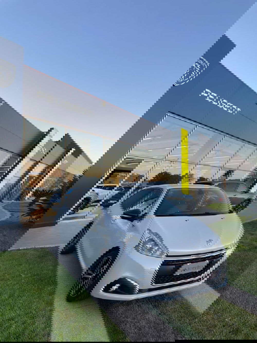 Peugeot 208 usata a Sassari (9)