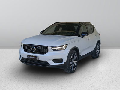 VOLVO Veicoli Commerciali XC40 XC40 N1 1.5 T2 Momentum my21 del 2022 usata a San Benedetto del Tronto