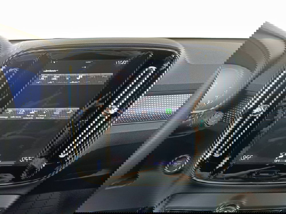 VOLVO Veicoli Commerciali XC40 usata a Ascoli Piceno (13)