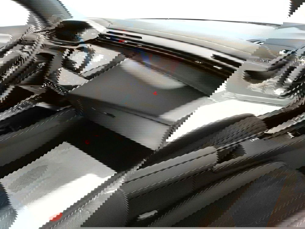 Peugeot 308 SW nuova a L'Aquila (12)