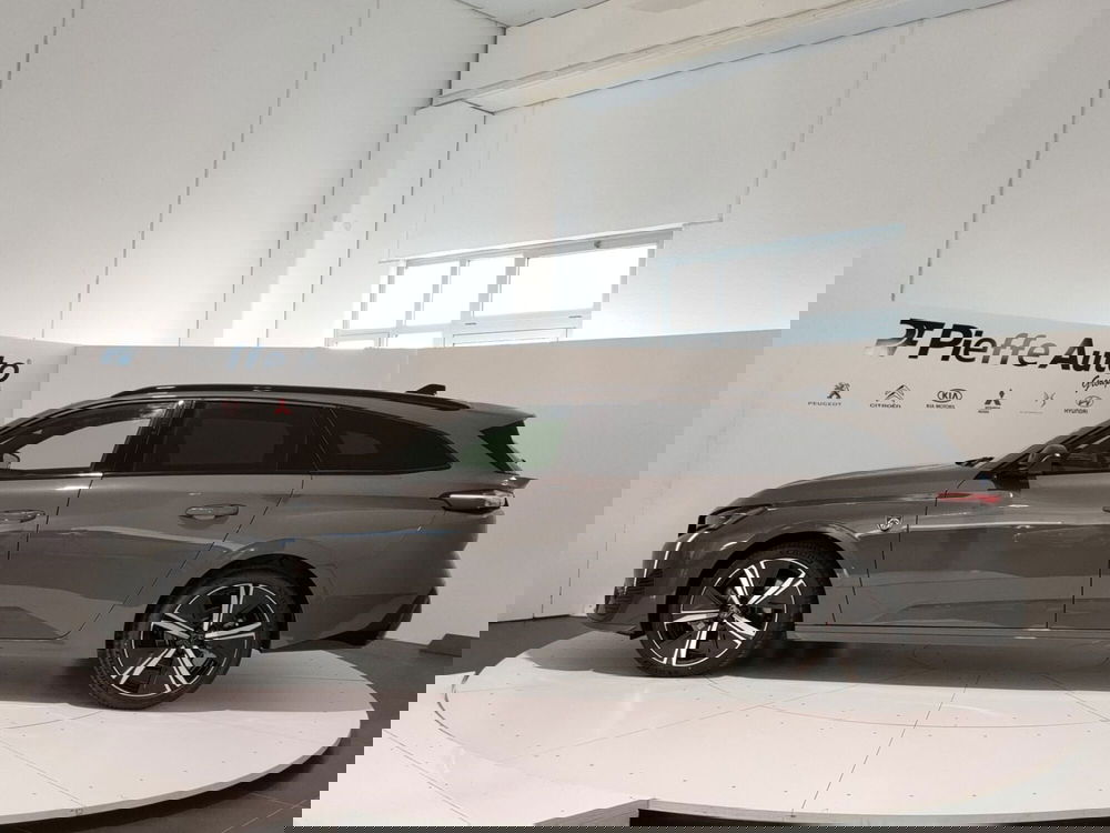 Peugeot 308 SW nuova a L'Aquila (2)