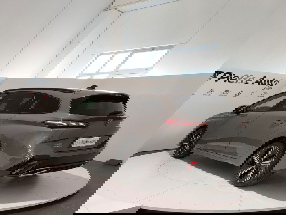 Peugeot 308 SW nuova a L'Aquila (3)