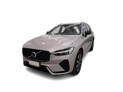 Volvo XC60 B4 automatico Plus Dark del 2024 usata a Bari