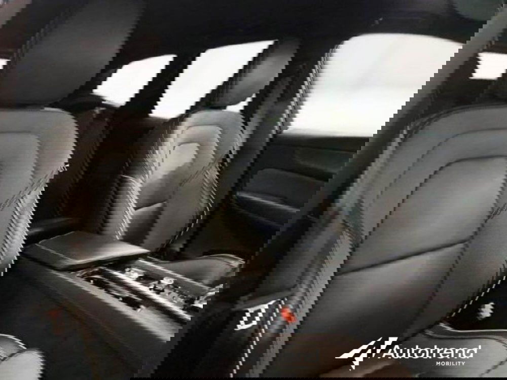 Volvo XC60 usata a Bari (4)