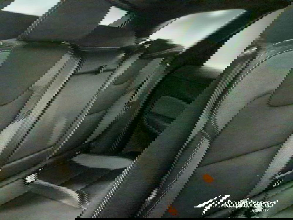 Volvo XC60 usata a Bari (7)