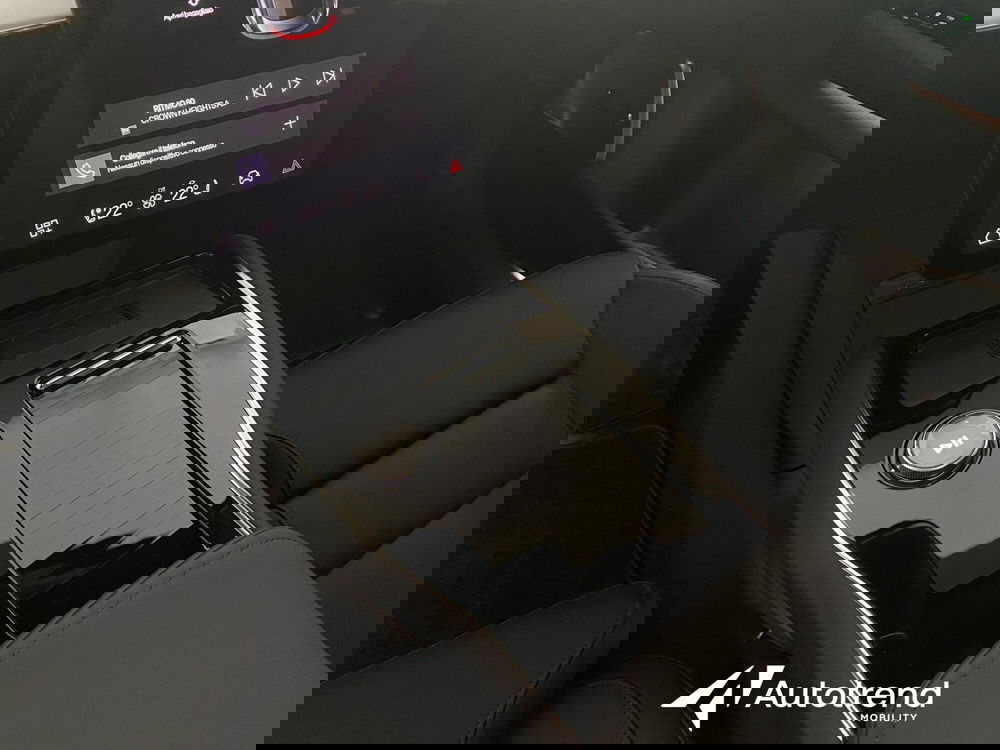 Polestar Polestar 3 nuova a Bari (14)