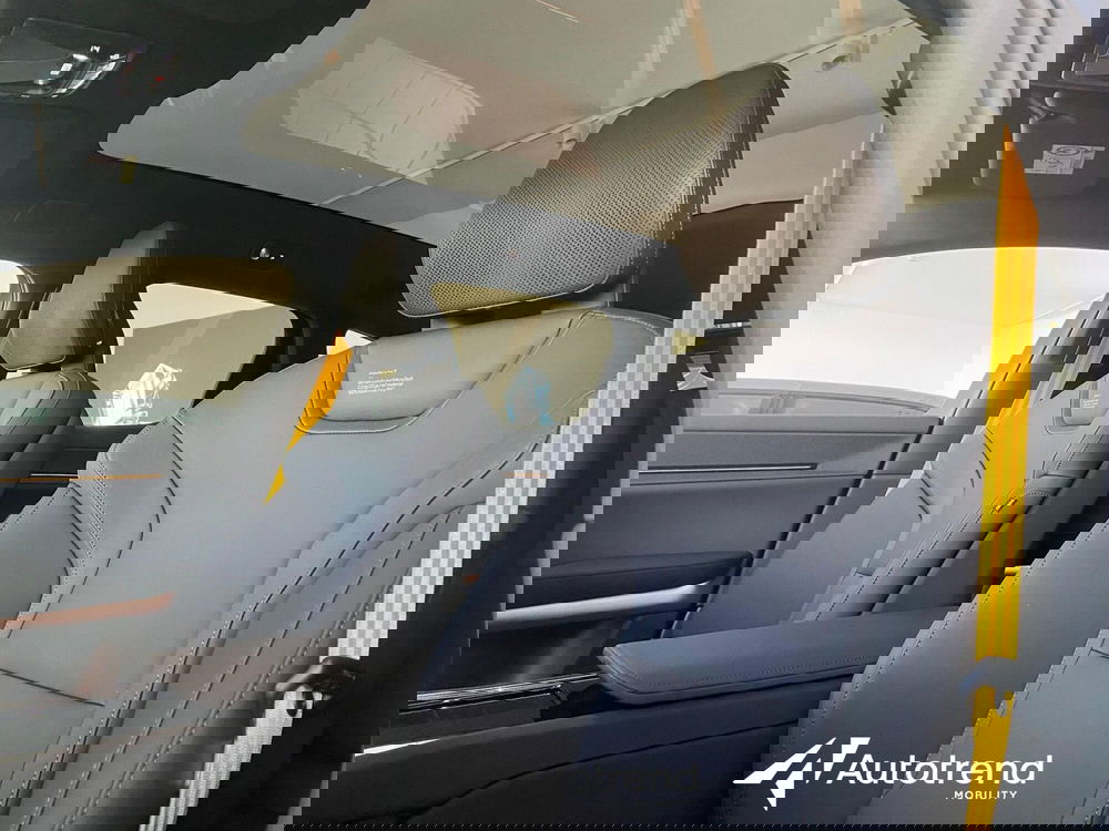 Polestar Polestar 3 nuova a Bari (7)