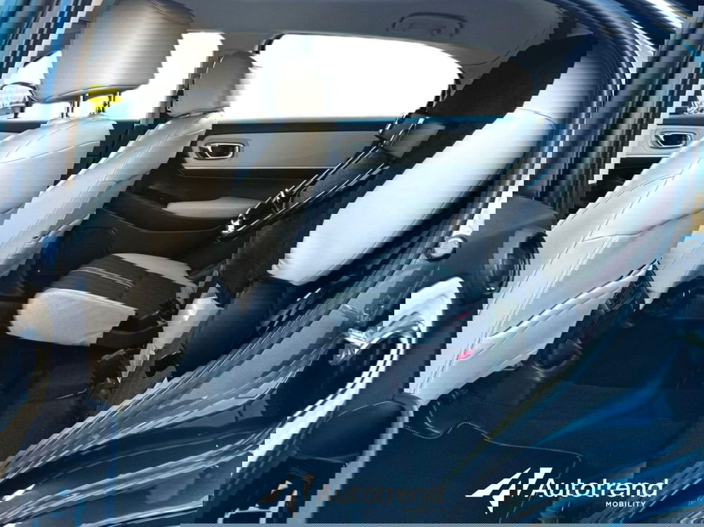 Honda HR-V usata a Bari (13)