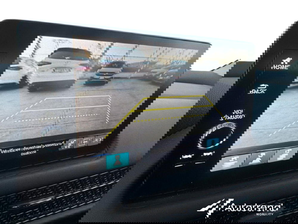 Honda ZR-V usata a Bari (10)