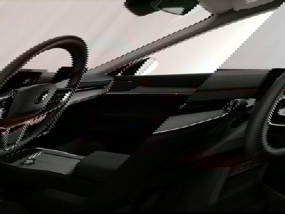 Volvo EX90 usata a Roma (14)