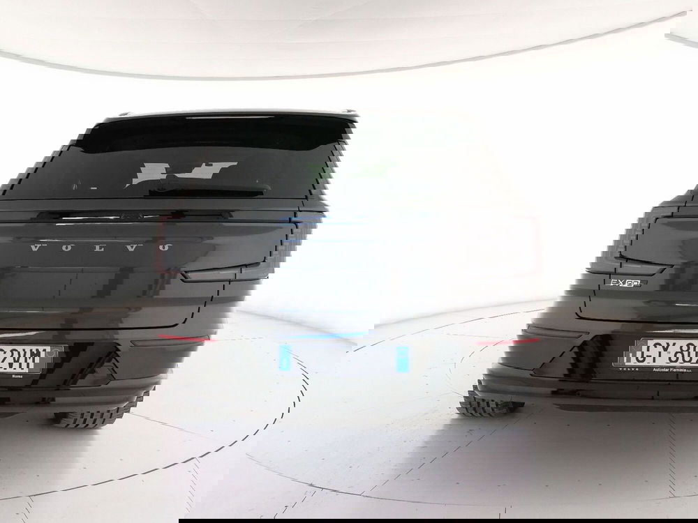 Volvo EX90 usata a Roma (4)